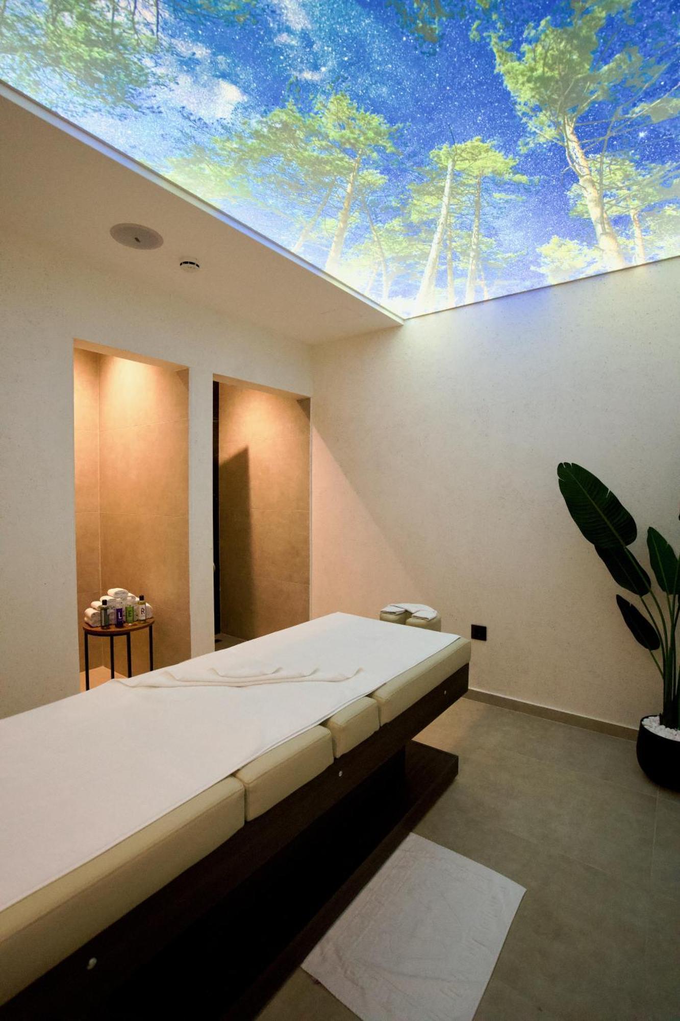 Hotel Kocka Vrnjačka Banja Extérieur photo