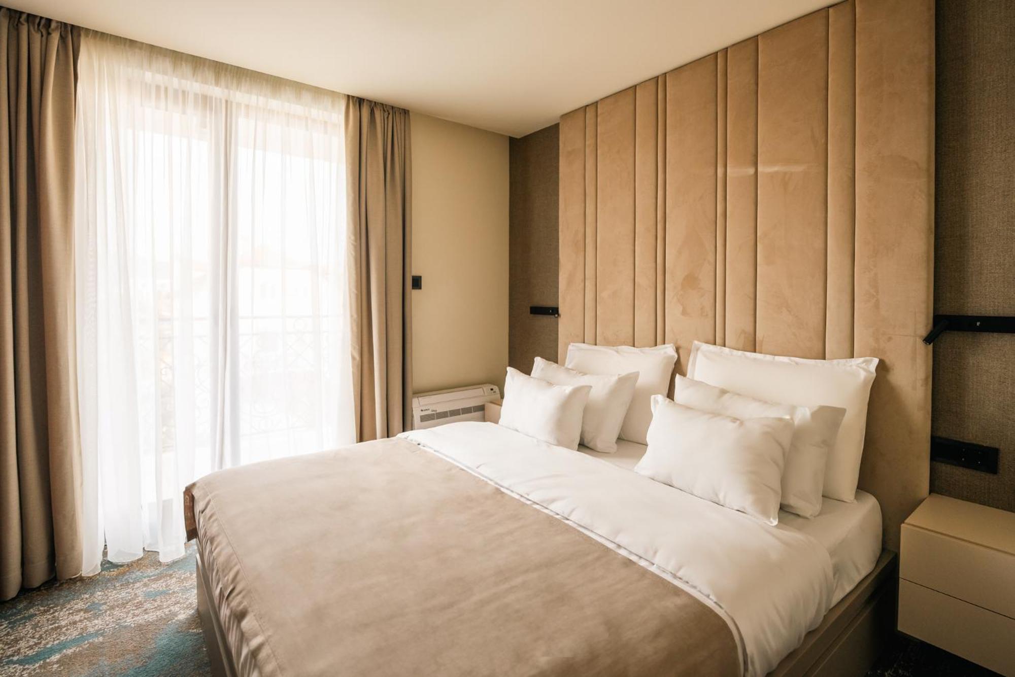 Hotel Kocka Vrnjačka Banja Extérieur photo